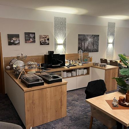 Gaestehaus Am Kurpark Hotel Garni Хорн-Бад Майнберг Екстериор снимка