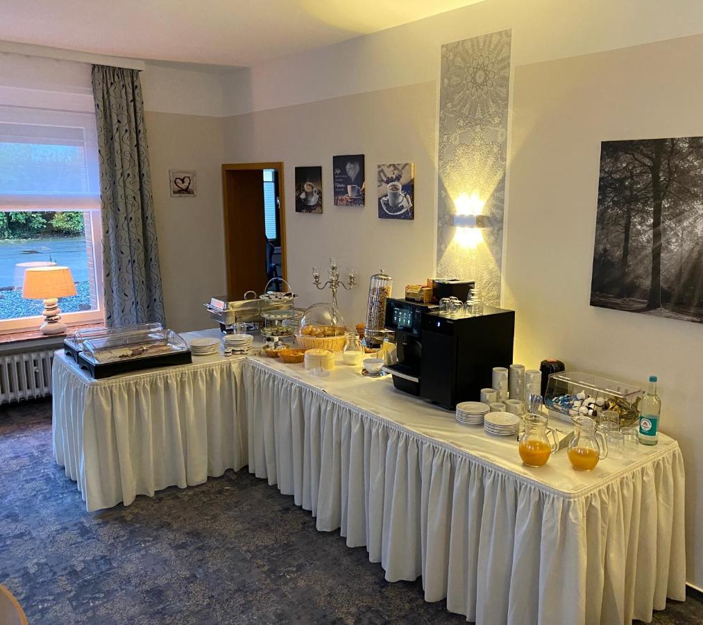 Gaestehaus Am Kurpark Hotel Garni Хорн-Бад Майнберг Екстериор снимка