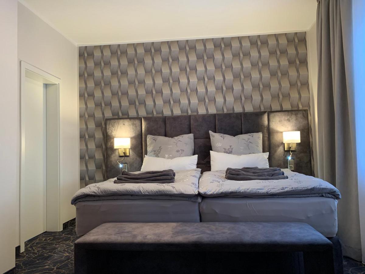 Gaestehaus Am Kurpark Hotel Garni Хорн-Бад Майнберг Екстериор снимка