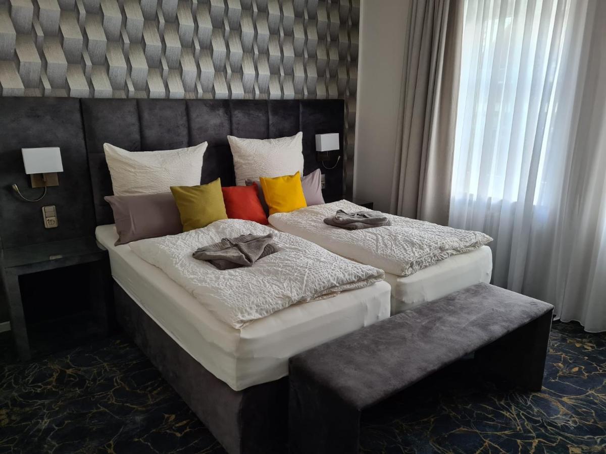 Gaestehaus Am Kurpark Hotel Garni Хорн-Бад Майнберг Екстериор снимка